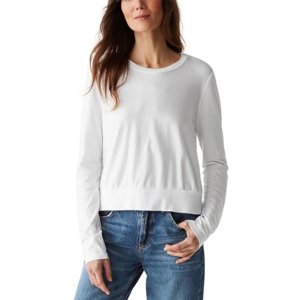 Michael Stars / Yuri White Cropped long sleeve  Tee - New without Tags